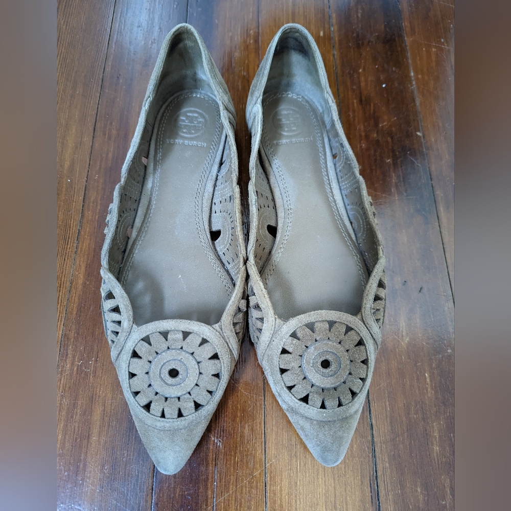 Tory Burch Leyla Suede Laser Cut Flats, Size 7